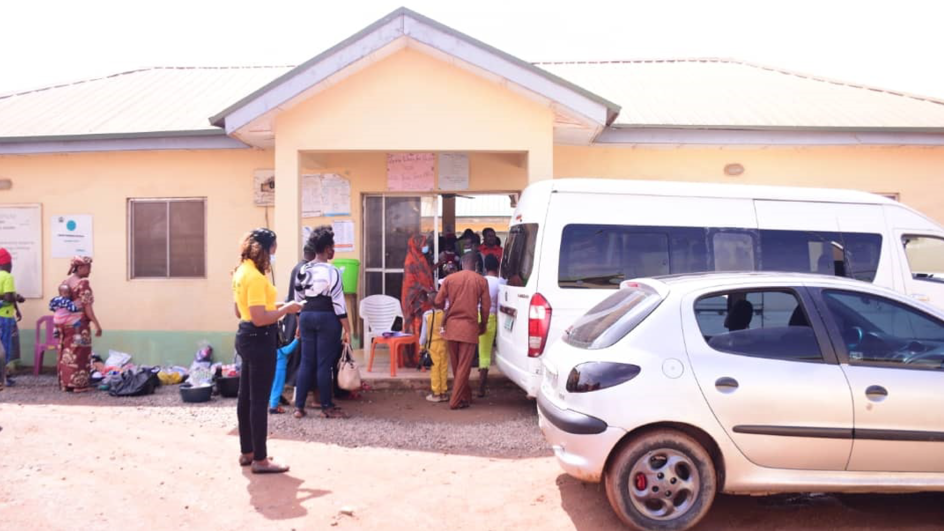 Arrival of JHF team to Primary Healthcare Centre Dutse Apo Community
