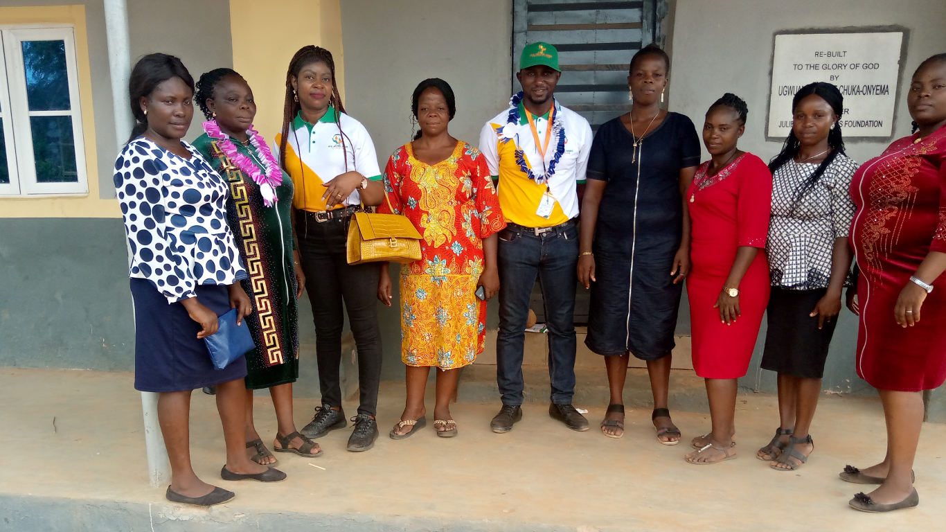 JHF team and staff of Umuolo Community Primary School, Idi-opi